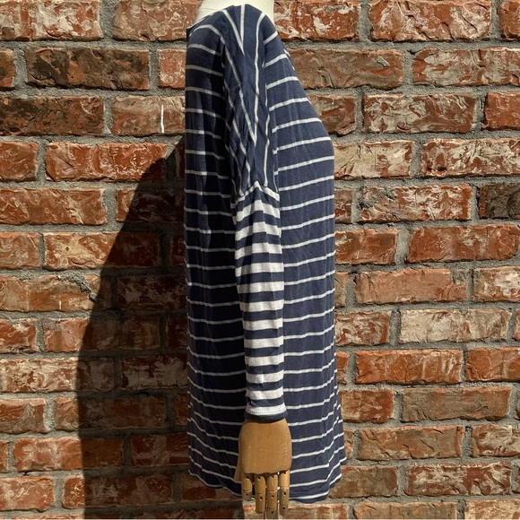 Atmosphere blue and white striped long sleeve top / S / Excellent condition - Picture 6 of 12